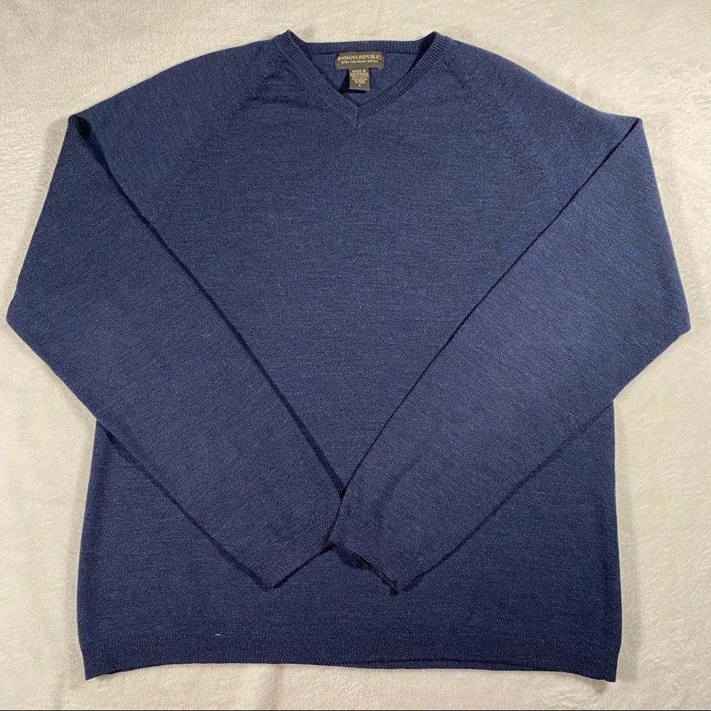 EUC Banana Republic Dark Blue Long Sleeve Sweater